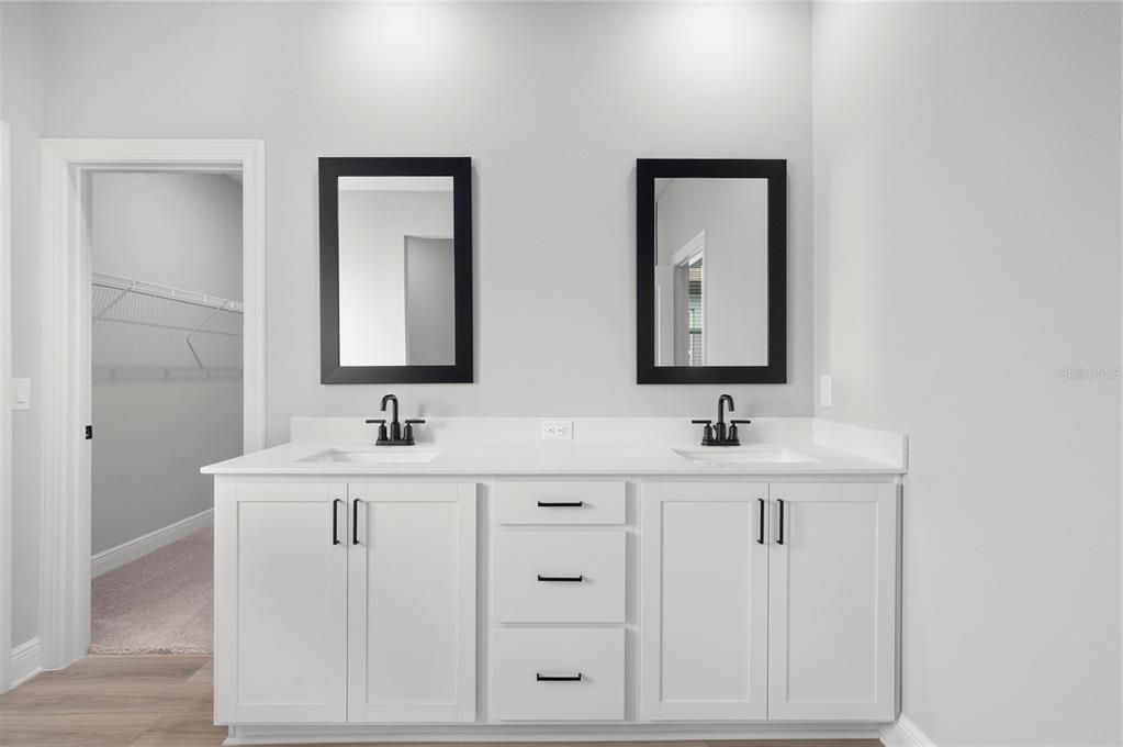 For Sale: $484,900 (4 beds, 2 baths, 2096 Square Feet)