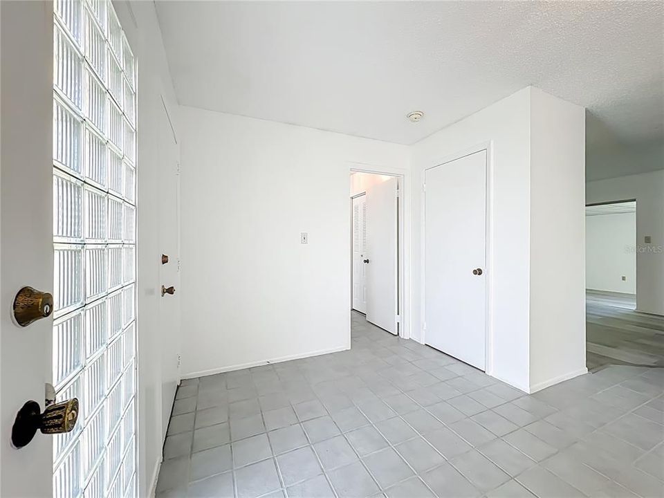 For Sale: $415,000 (3 beds, 2 baths, 1576 Square Feet)