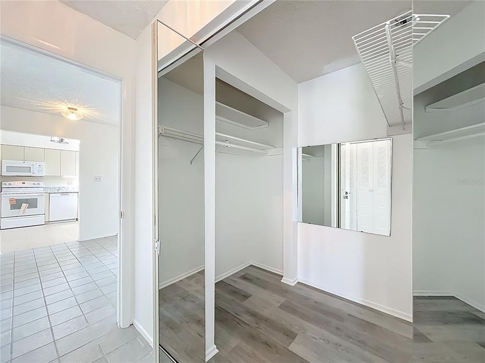 For Sale: $415,000 (3 beds, 2 baths, 1576 Square Feet)