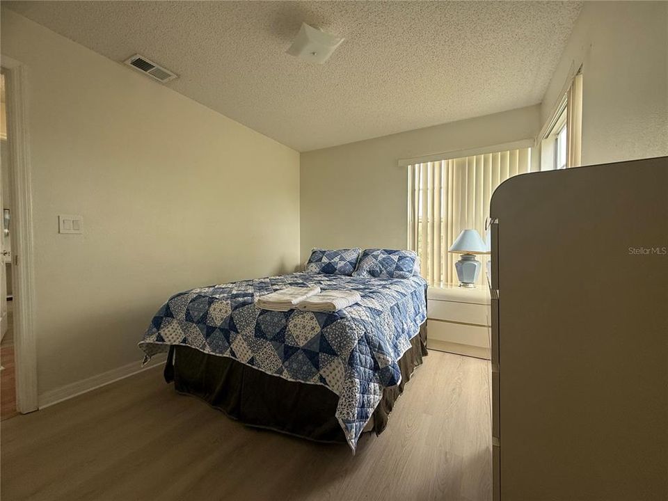 Activo con contrato: $2,000 (3 camas, 2 baños, 1220 Pies cuadrados)