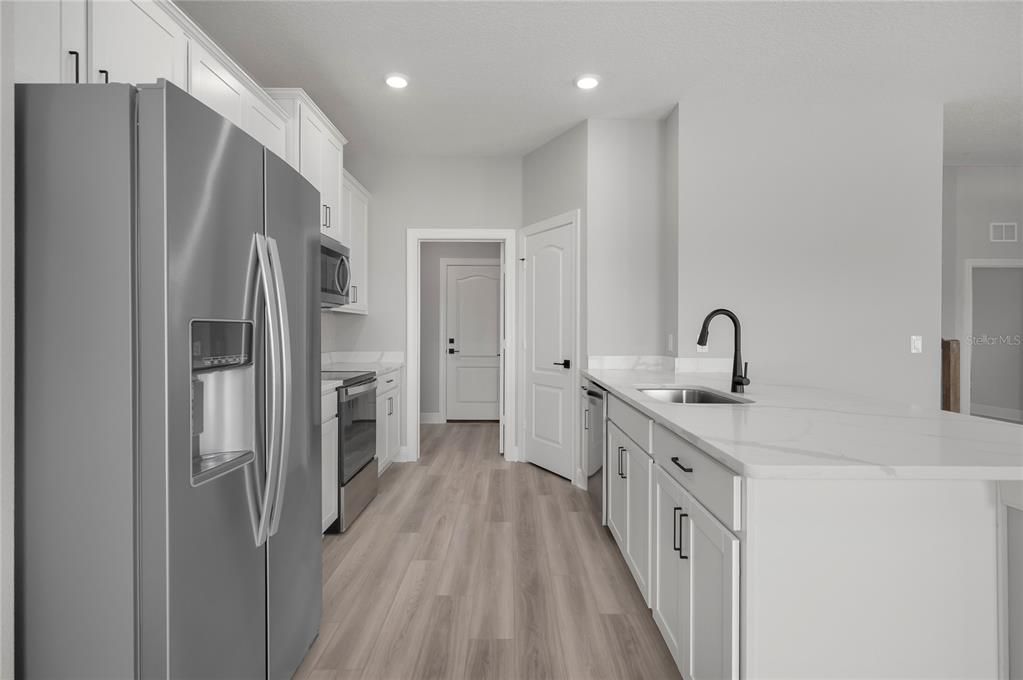 For Sale: $498,900 (4 beds, 2 baths, 2194 Square Feet)