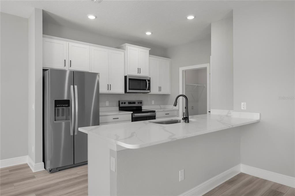 For Sale: $498,900 (4 beds, 2 baths, 2194 Square Feet)