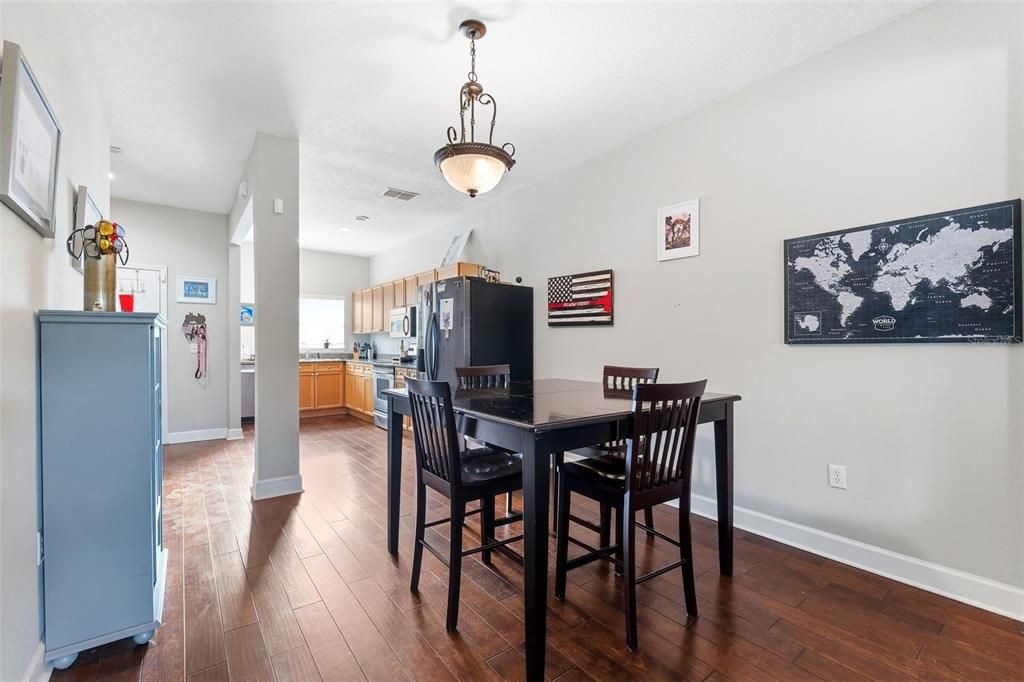 For Sale: $360,000 (2 beds, 2 baths, 1261 Square Feet)