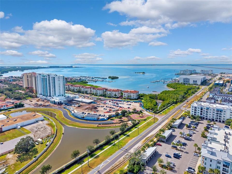 For Sale: $360,000 (2 beds, 2 baths, 1261 Square Feet)