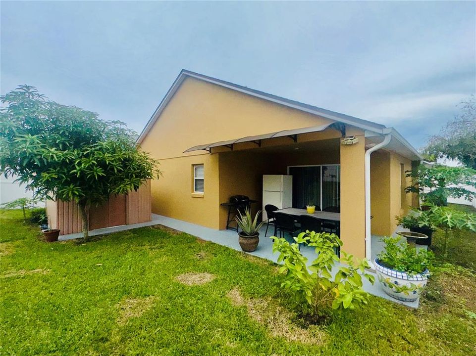 For Sale: $299,900 (3 beds, 2 baths, 1355 Square Feet)