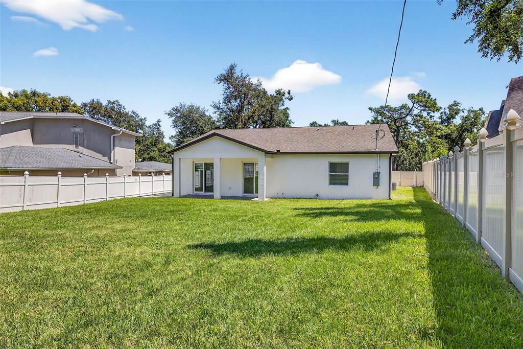 В аренду: $5,000 (4 спален, 3 ванн, 3000 Квадратных фут)