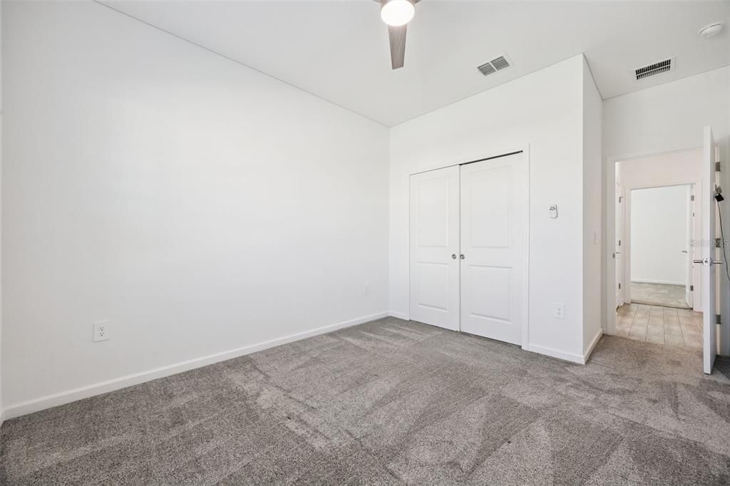 En Venta: $440,000 (3 camas, 2 baños, 2444 Pies cuadrados)