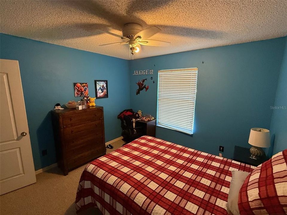 For Rent: $2,850 (3 beds, 2 baths, 1817 Square Feet)