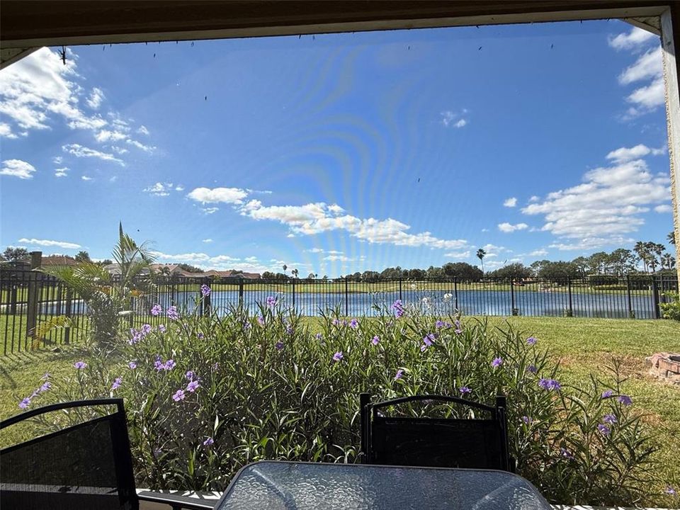 For Rent: $2,850 (3 beds, 2 baths, 1817 Square Feet)