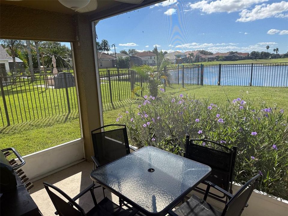 For Rent: $2,850 (3 beds, 2 baths, 1817 Square Feet)