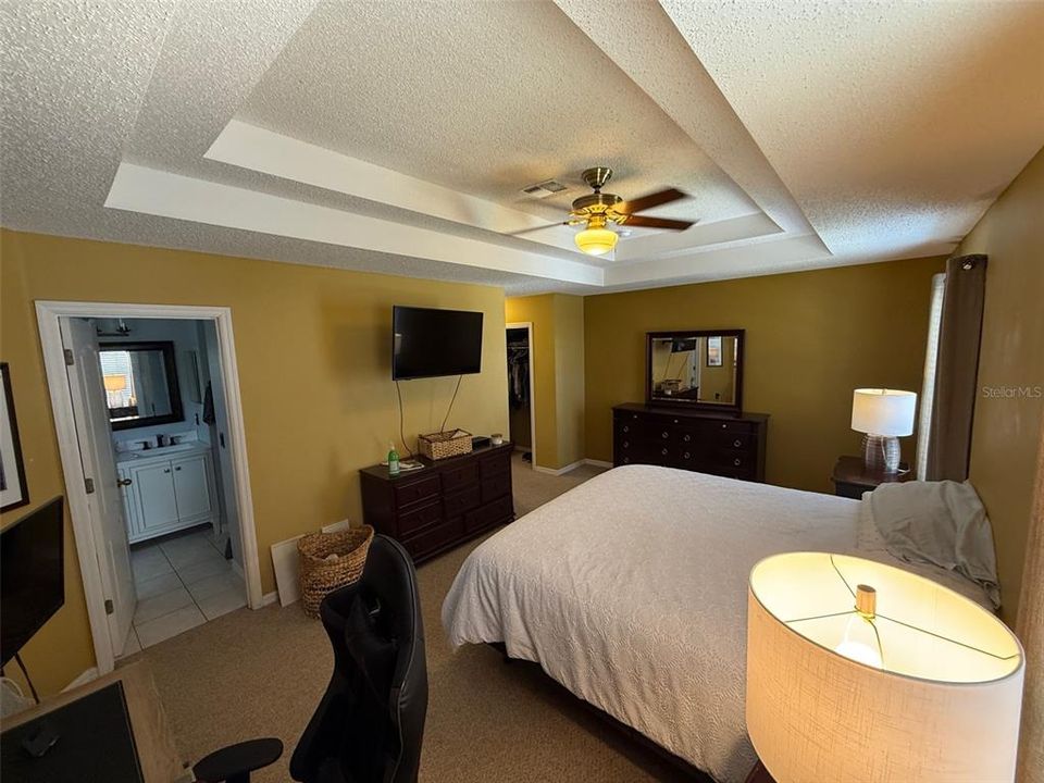 For Rent: $2,850 (3 beds, 2 baths, 1817 Square Feet)