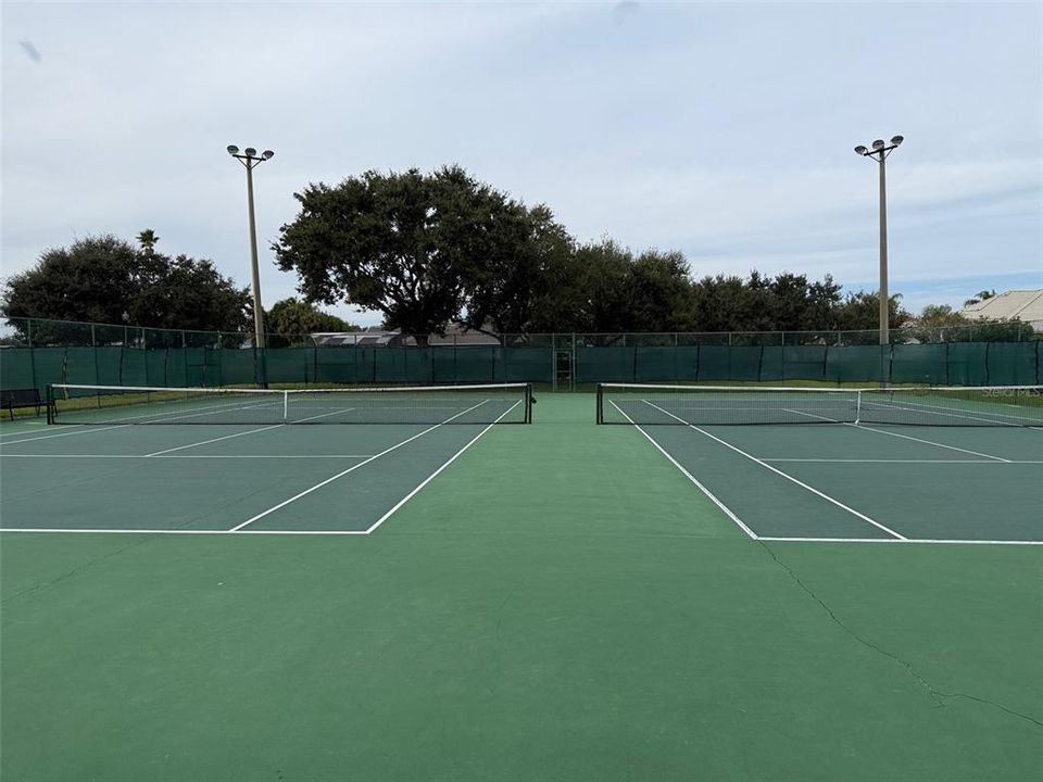 For Rent: $2,850 (3 beds, 2 baths, 1817 Square Feet)