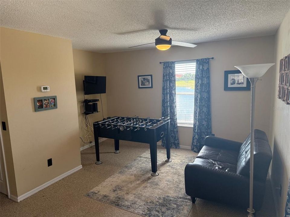 For Rent: $2,850 (3 beds, 2 baths, 1817 Square Feet)