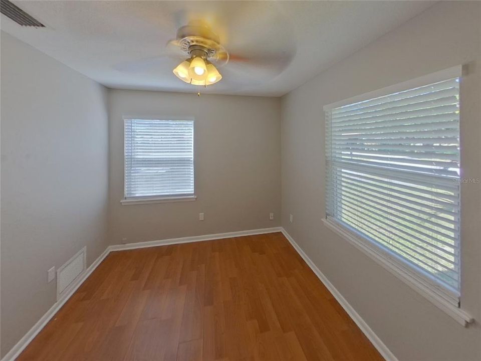 出租: $1,989 (3 贝兹, 2 浴室, 1240 平方英尺)