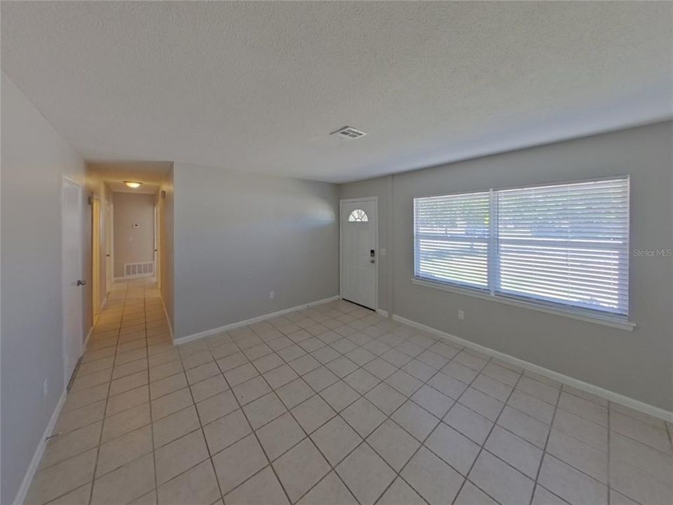 出租: $1,989 (3 贝兹, 2 浴室, 1240 平方英尺)