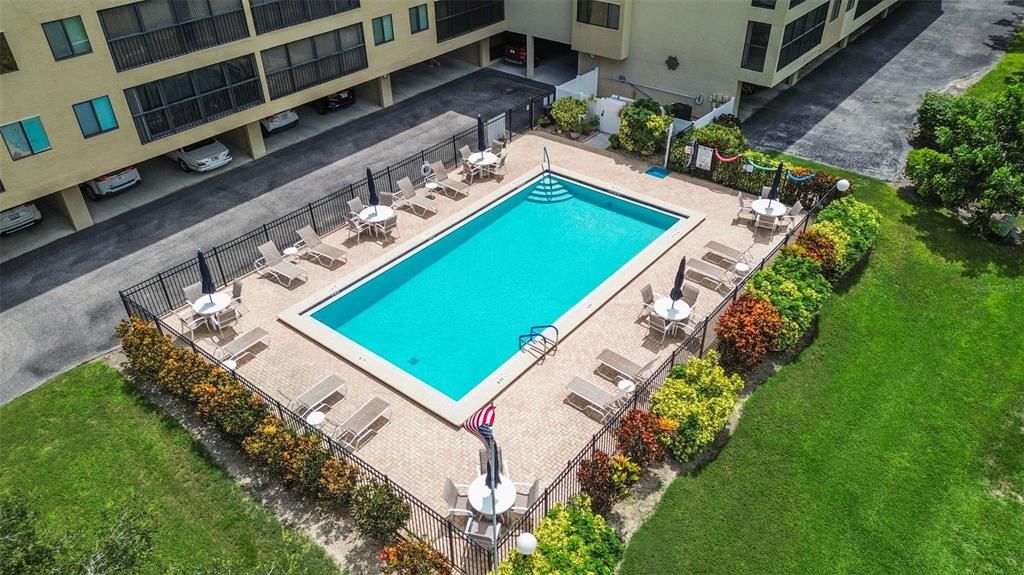 待售: $264,900 (2 贝兹, 2 浴室, 1125 平方英尺)