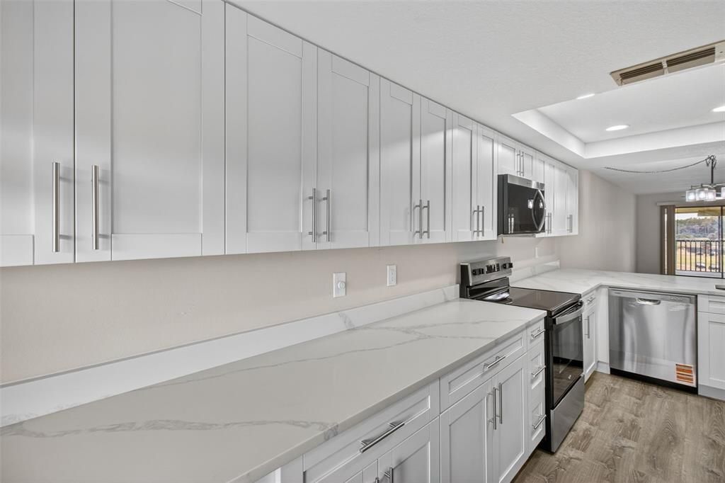 待售: $264,900 (2 贝兹, 2 浴室, 1125 平方英尺)