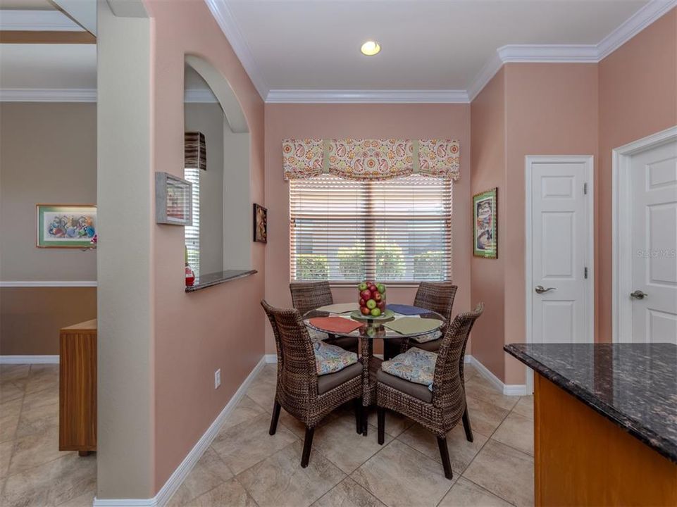 For Sale: $529,055 (2 beds, 2 baths, 1889 Square Feet)