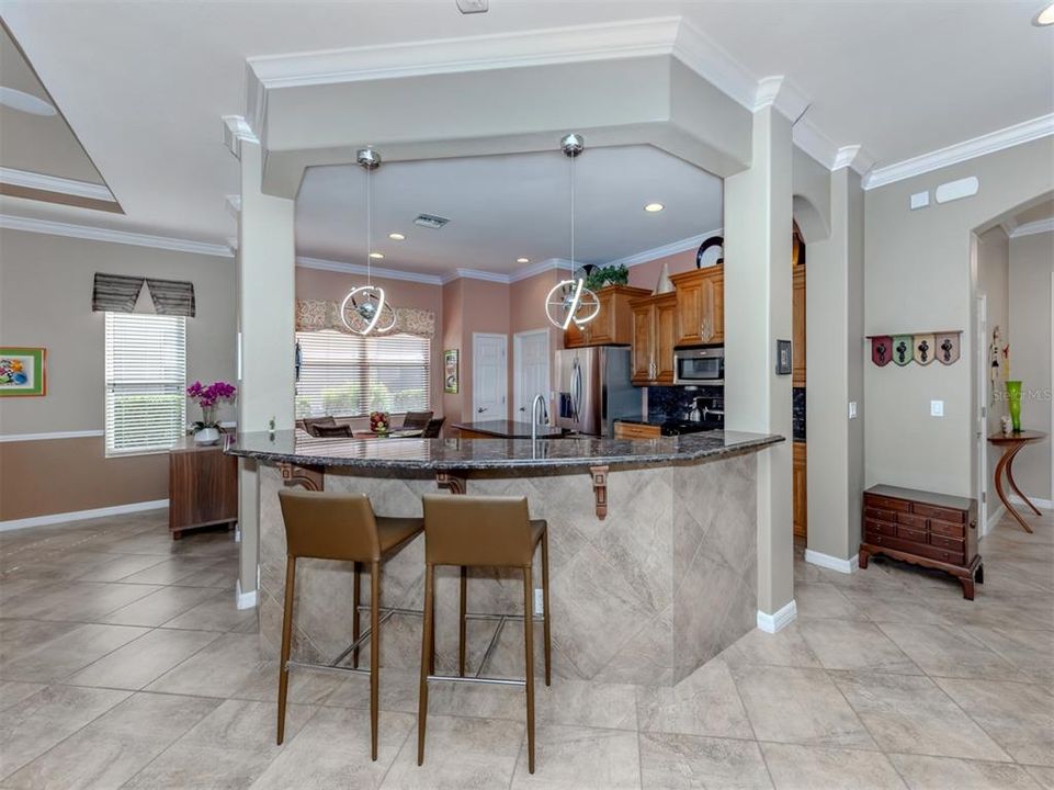 For Sale: $529,055 (2 beds, 2 baths, 1889 Square Feet)