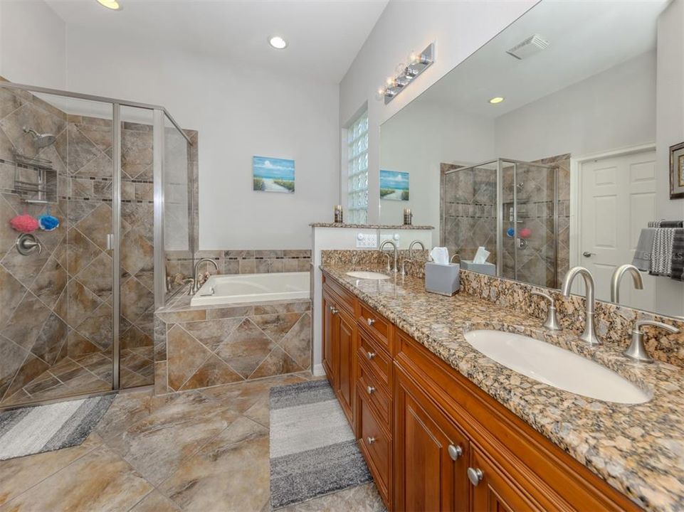 For Sale: $529,055 (2 beds, 2 baths, 1889 Square Feet)