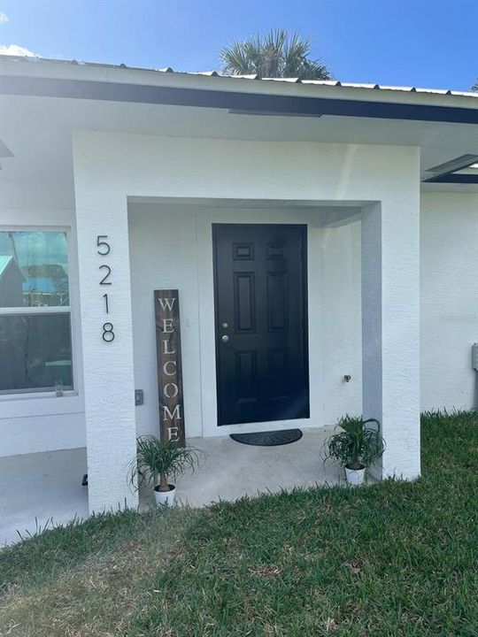 待售: $285,000 (2 贝兹, 2 浴室, 725 平方英尺)