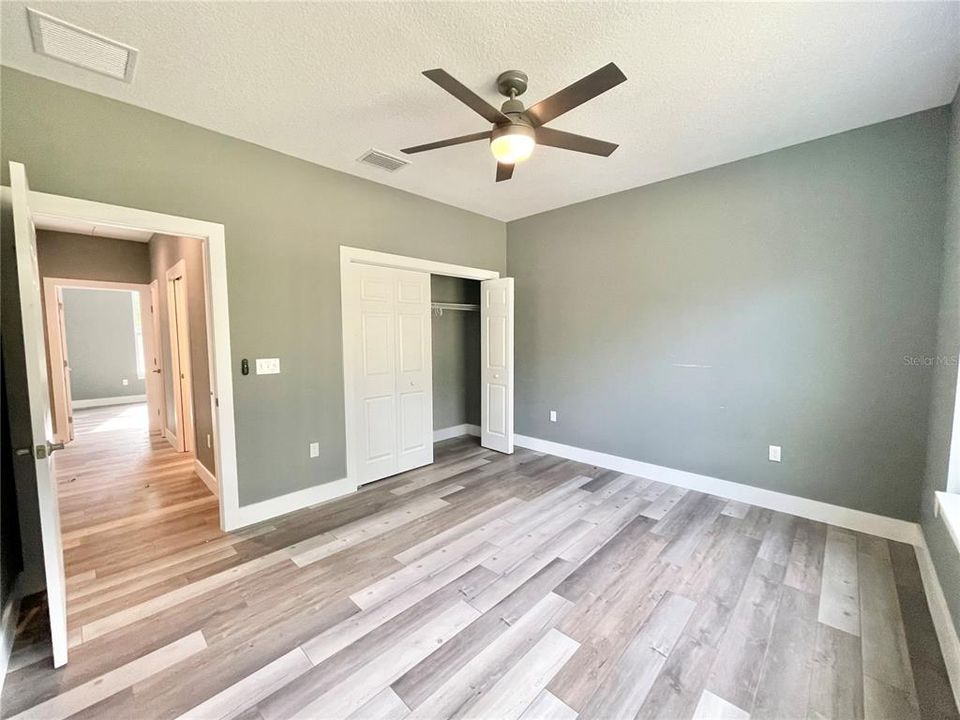 En Venta: $586,000 (3 camas, 2 baños, 2135 Pies cuadrados)