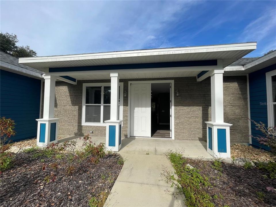 En Venta: $586,000 (3 camas, 2 baños, 2135 Pies cuadrados)