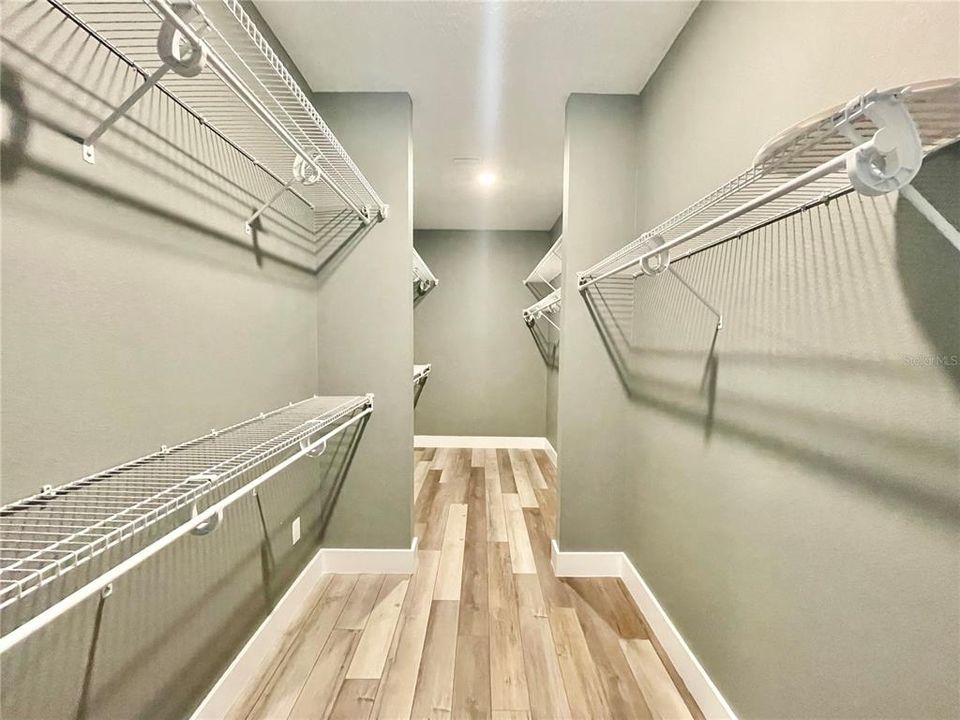 En Venta: $586,000 (3 camas, 2 baños, 2135 Pies cuadrados)