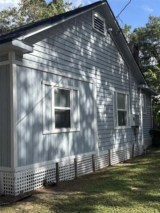 For Sale: $179,900 (3 beds, 1 baths, 1456 Square Feet)