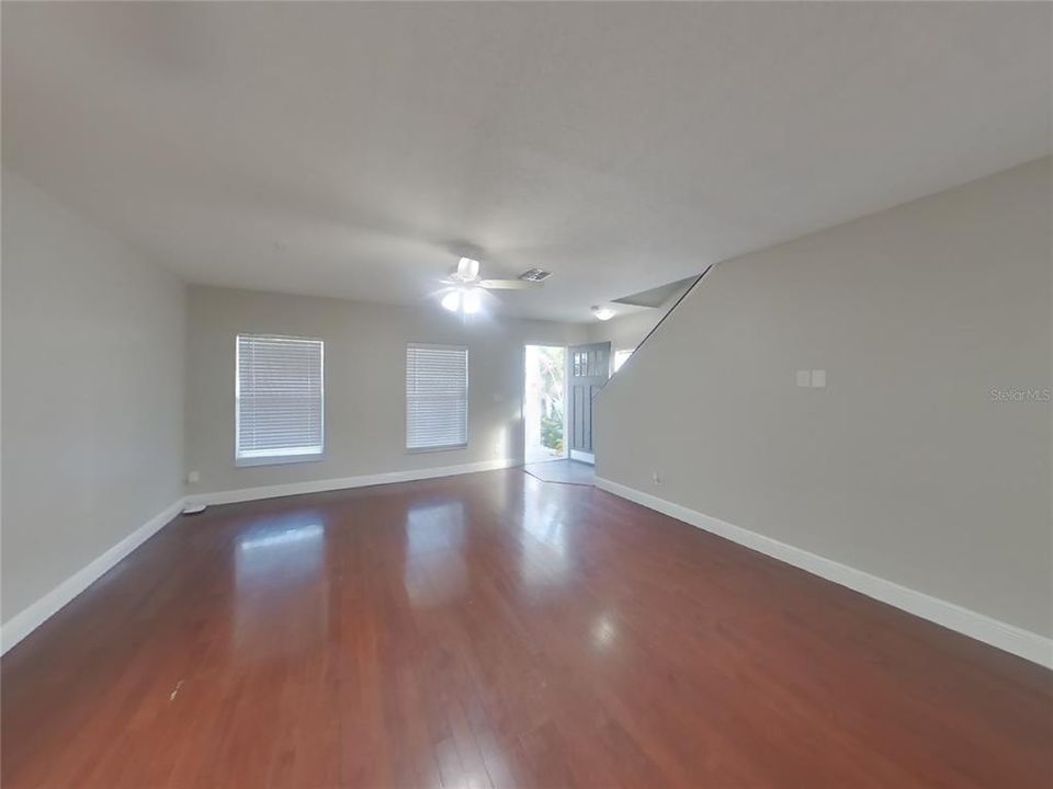 Active With Contract: $2,289 (3 beds, 2 baths, 1518 Square Feet)