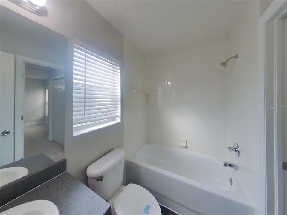 Active With Contract: $2,289 (3 beds, 2 baths, 1518 Square Feet)