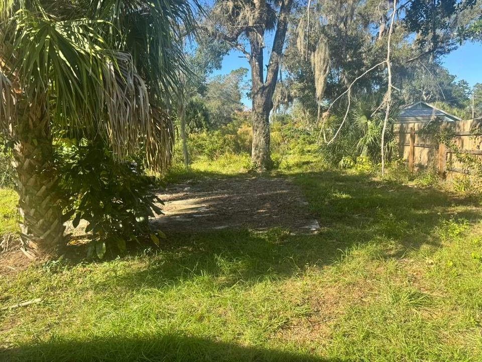 For Sale: $385,000 (3 beds, 2 baths, 1827 Square Feet)