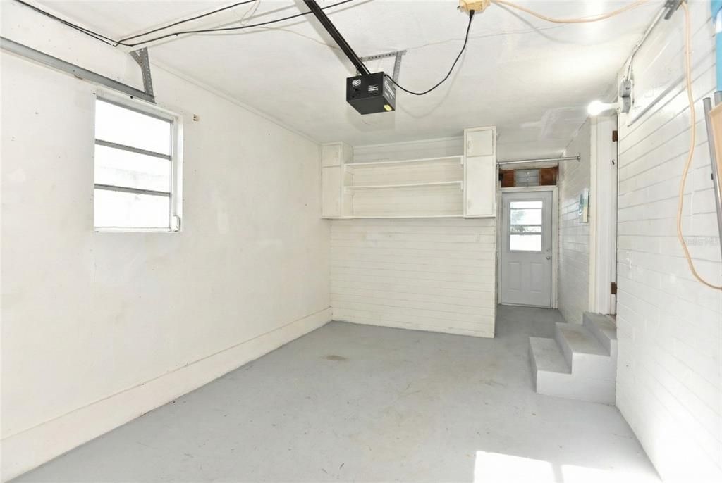 En Venta: $279,000 (2 camas, 1 baños, 811 Pies cuadrados)