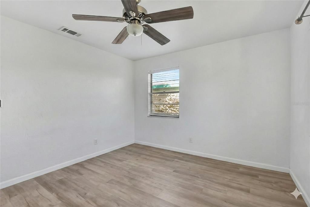 En Venta: $279,000 (2 camas, 1 baños, 811 Pies cuadrados)