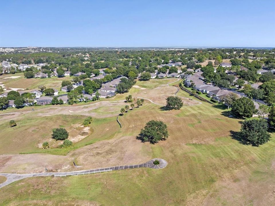 Active With Contract: $279,999 (2 beds, 2 baths, 1427 Square Feet)