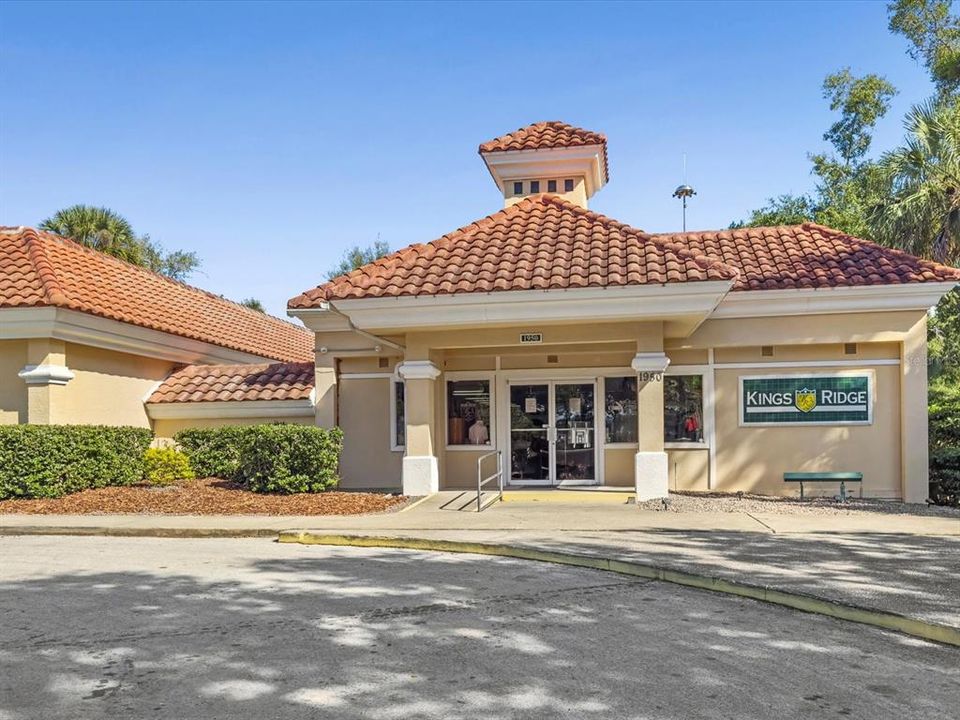 Active With Contract: $279,999 (2 beds, 2 baths, 1427 Square Feet)