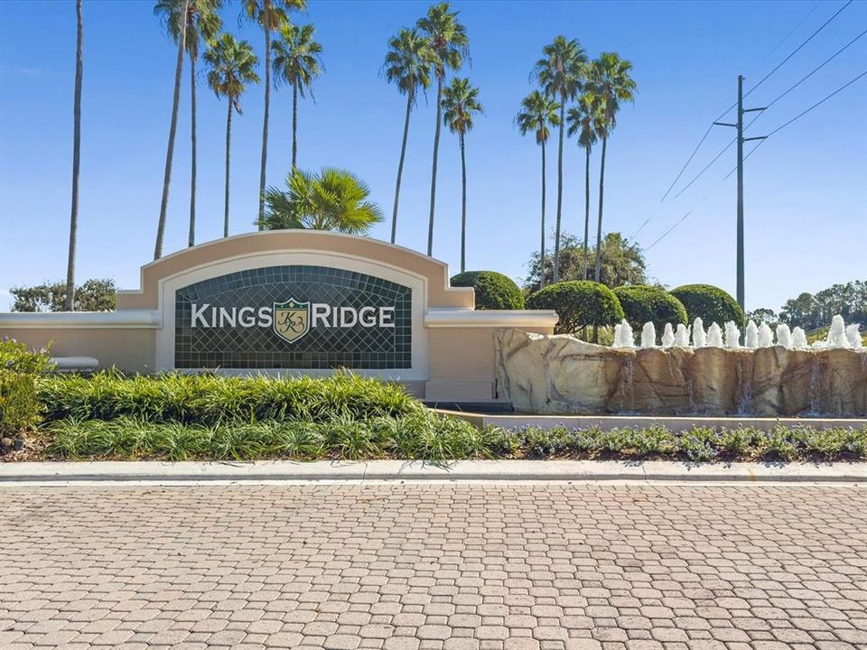 Active With Contract: $279,999 (2 beds, 2 baths, 1427 Square Feet)