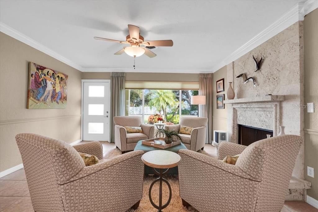 For Sale: $598,900 (3 beds, 2 baths, 1838 Square Feet)