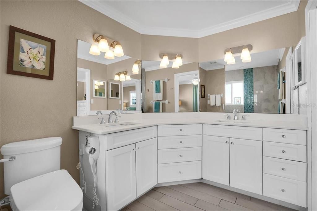 For Sale: $598,900 (3 beds, 2 baths, 1838 Square Feet)