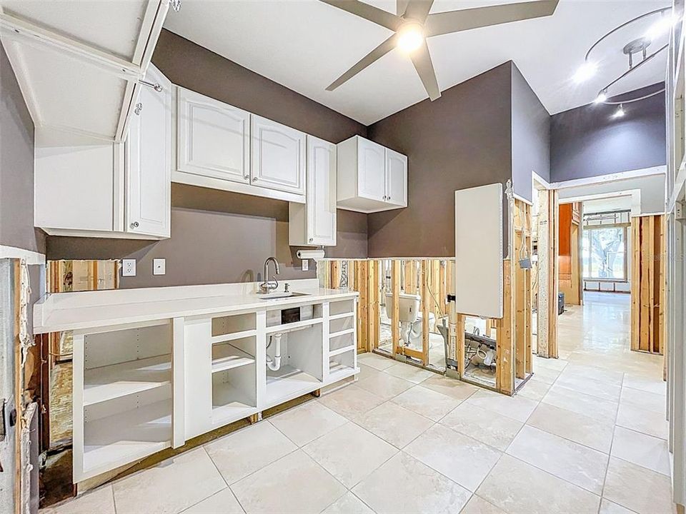 待售: $1,375,000 (5 贝兹, 3 浴室, 3310 平方英尺)