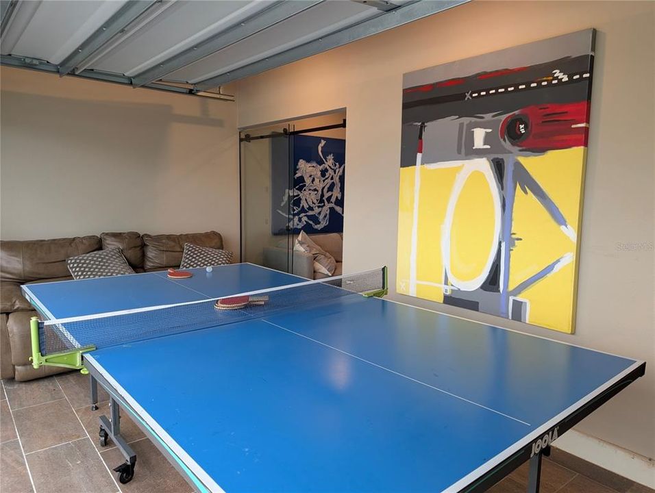 For Sale: $550,000 (4 beds, 2 baths, 1736 Square Feet)