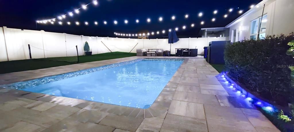 For Sale: $550,000 (4 beds, 2 baths, 1736 Square Feet)