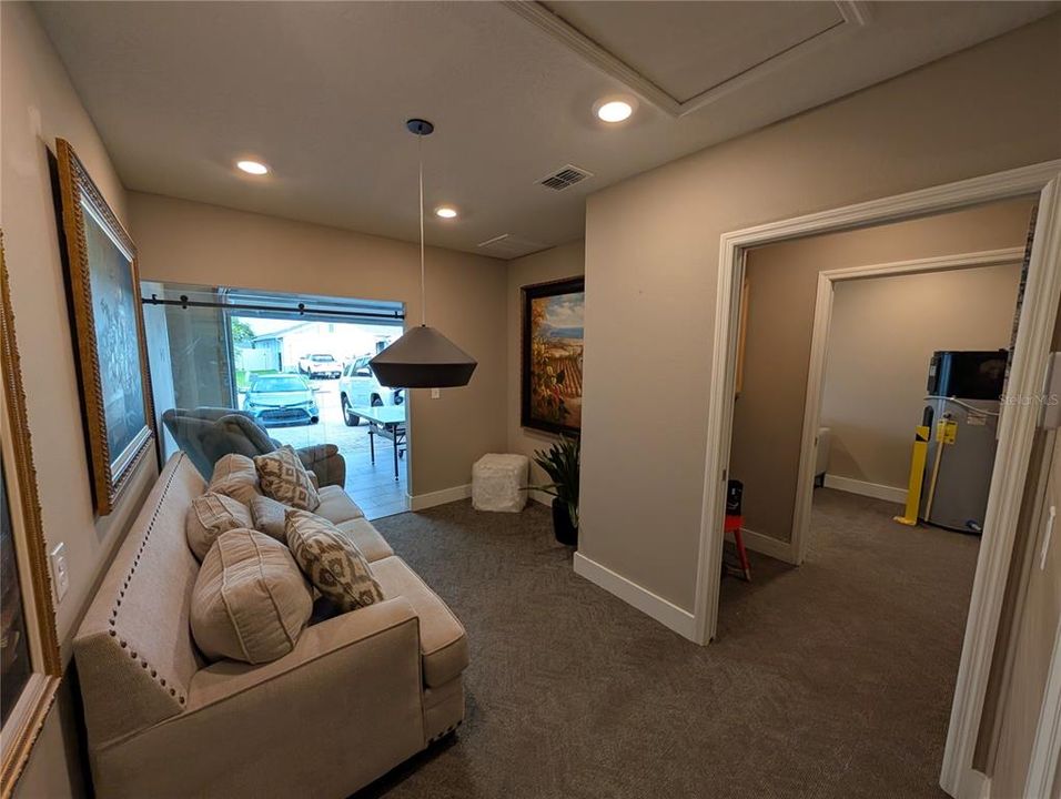 For Sale: $550,000 (4 beds, 2 baths, 1736 Square Feet)