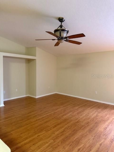 Active With Contract: $300,000 (3 beds, 2 baths, 2020 Square Feet)