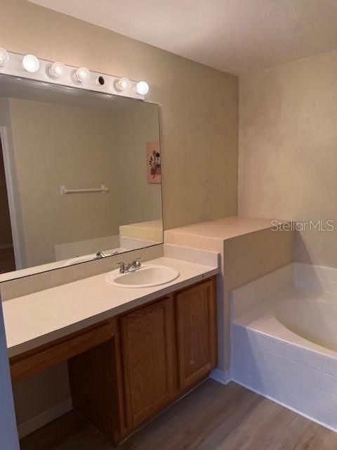 Active With Contract: $300,000 (3 beds, 2 baths, 2020 Square Feet)