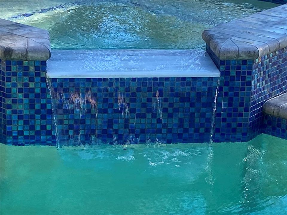 Activo con contrato: $495,000 (3 camas, 2 baños, 1470 Pies cuadrados)