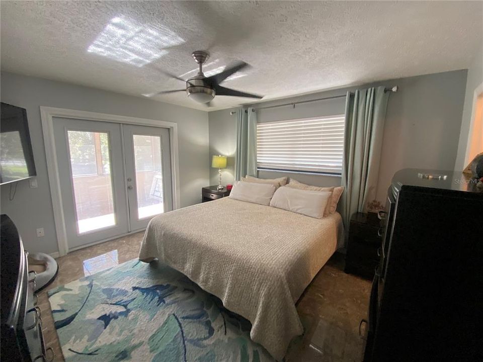 Activo con contrato: $495,000 (3 camas, 2 baños, 1470 Pies cuadrados)