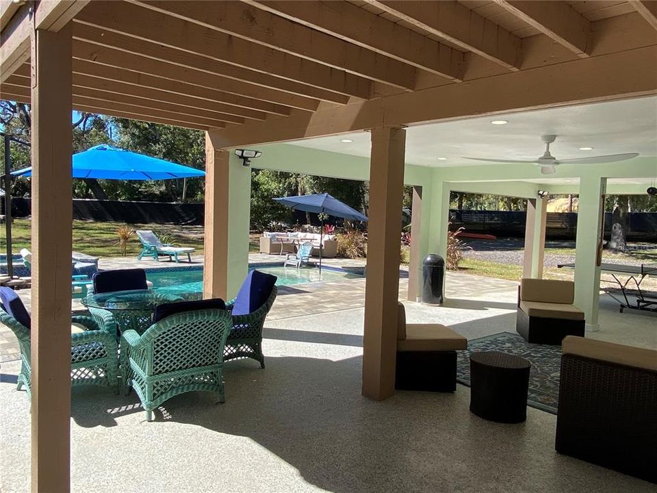 Activo con contrato: $495,000 (3 camas, 2 baños, 1470 Pies cuadrados)