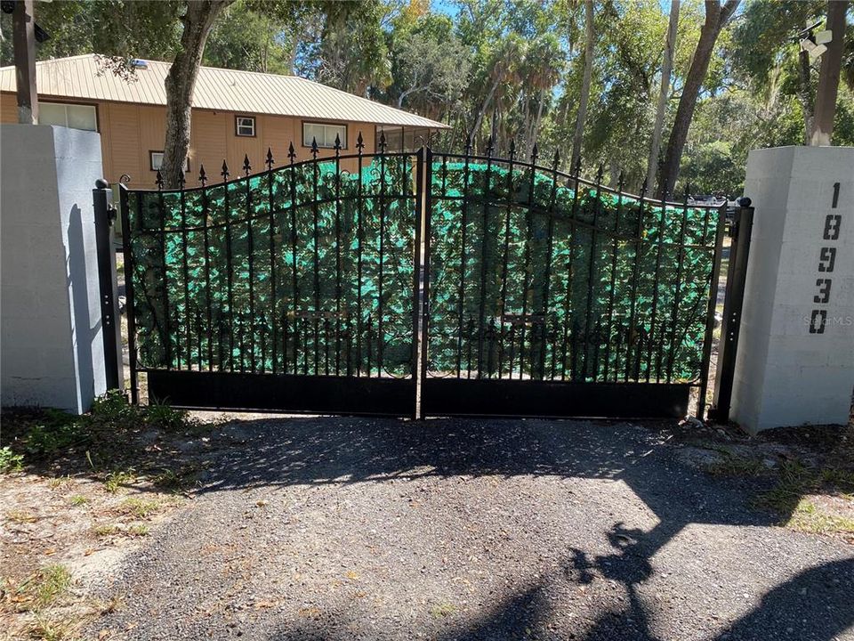 Activo con contrato: $495,000 (3 camas, 2 baños, 1470 Pies cuadrados)