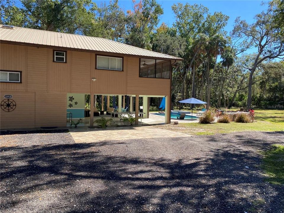 Activo con contrato: $495,000 (3 camas, 2 baños, 1470 Pies cuadrados)